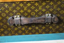 Truhe mit Monogramm von Louis Vuitton, 1920er
