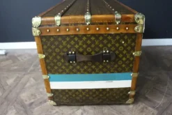 Truhe mit Monogramm von Louis Vuitton, 1920er