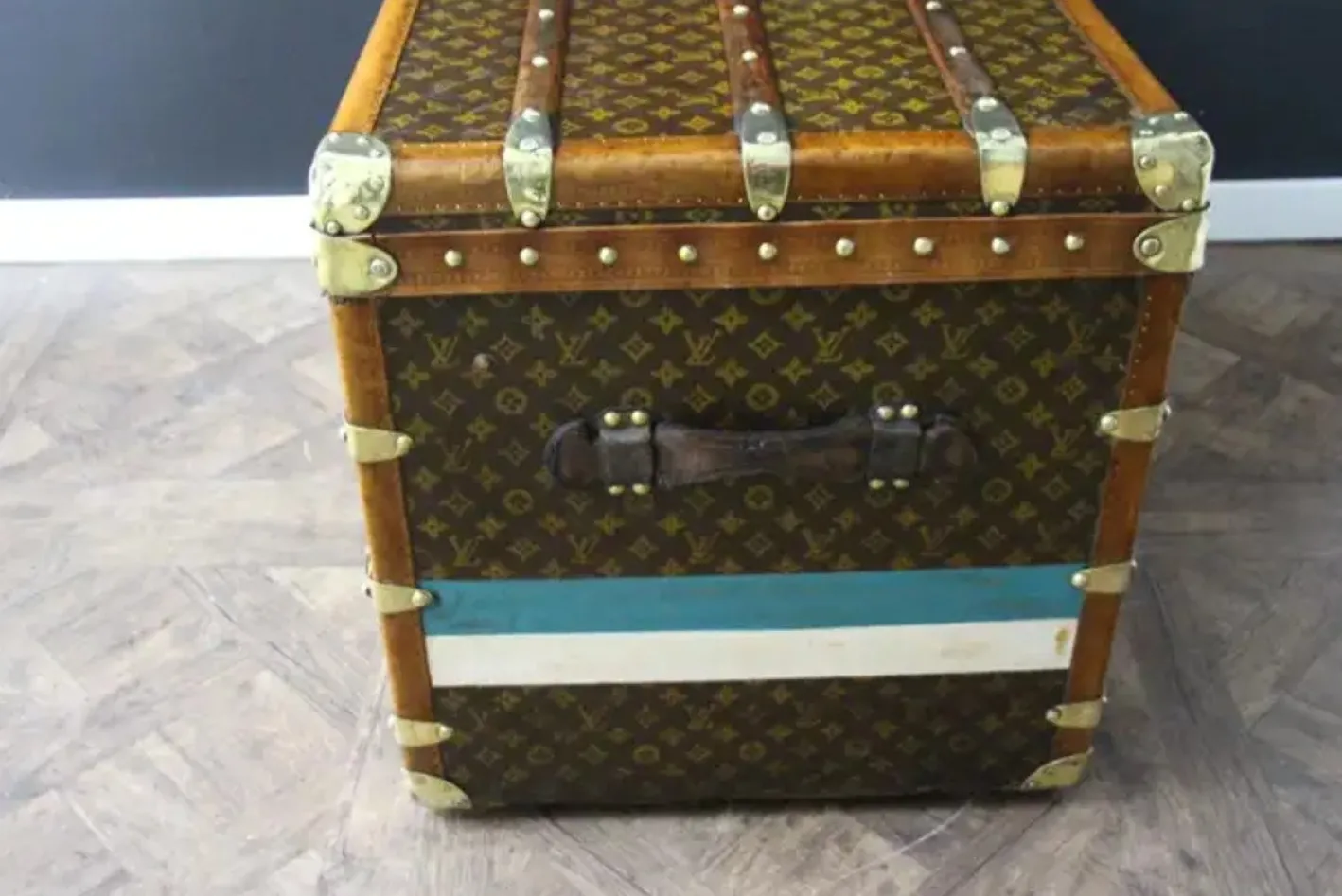 Truhe mit Monogramm von Louis Vuitton, 1920er
