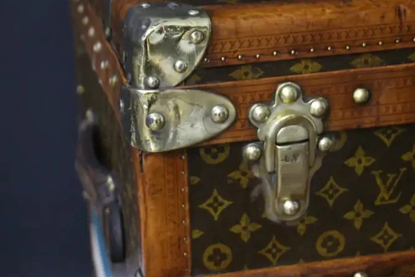 Truhe mit Monogramm von Louis Vuitton, 1920er