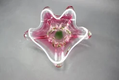 Tschechische Mid-Century Glasschale in Rosa & Grün von Josef Hospodka, 1960er