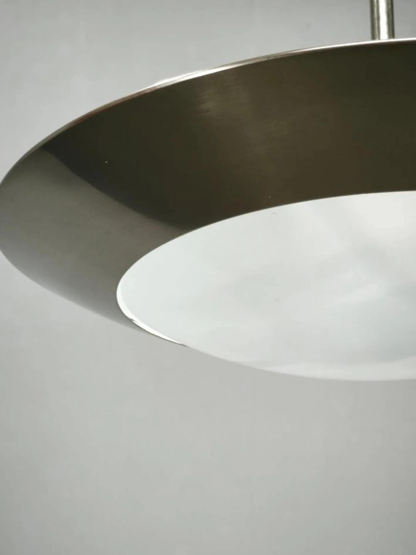 Tschechoslowakische Bauhaus Hängelampe aus Chrom & Glas, 1930er