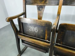 Tschechoslowakische Vintage Kinobank aus Buchenholz, 1920er