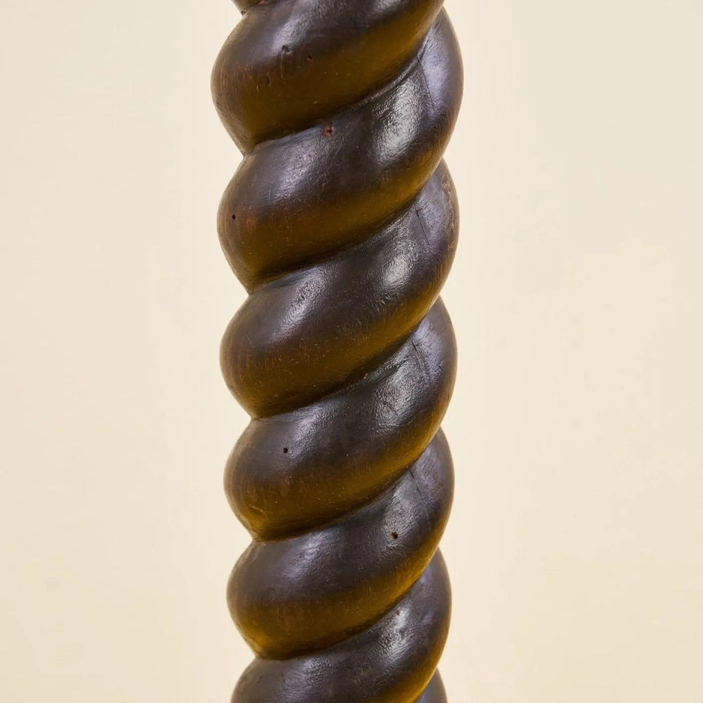 Twisted Vasenhalter Säule