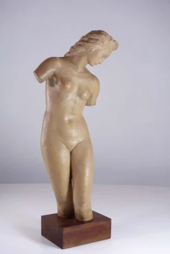Ugo Zaccagnini, Art Deco Skulptur einer nackten Frau, 1930er, Steingut