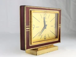 Uhr aus Leder & Pergament von Jaeger, 1940