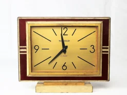 Uhr aus Leder & Pergament von Jaeger, 1940