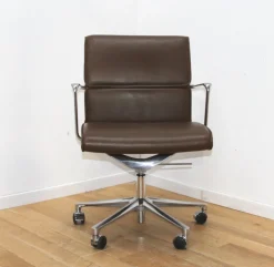 Una Stuhl von ICF