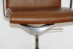 Una Stuhl von ICF