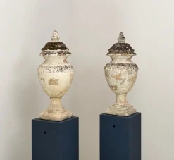 Urnenvasen aus Terrakotta, 1890er, 2er Set