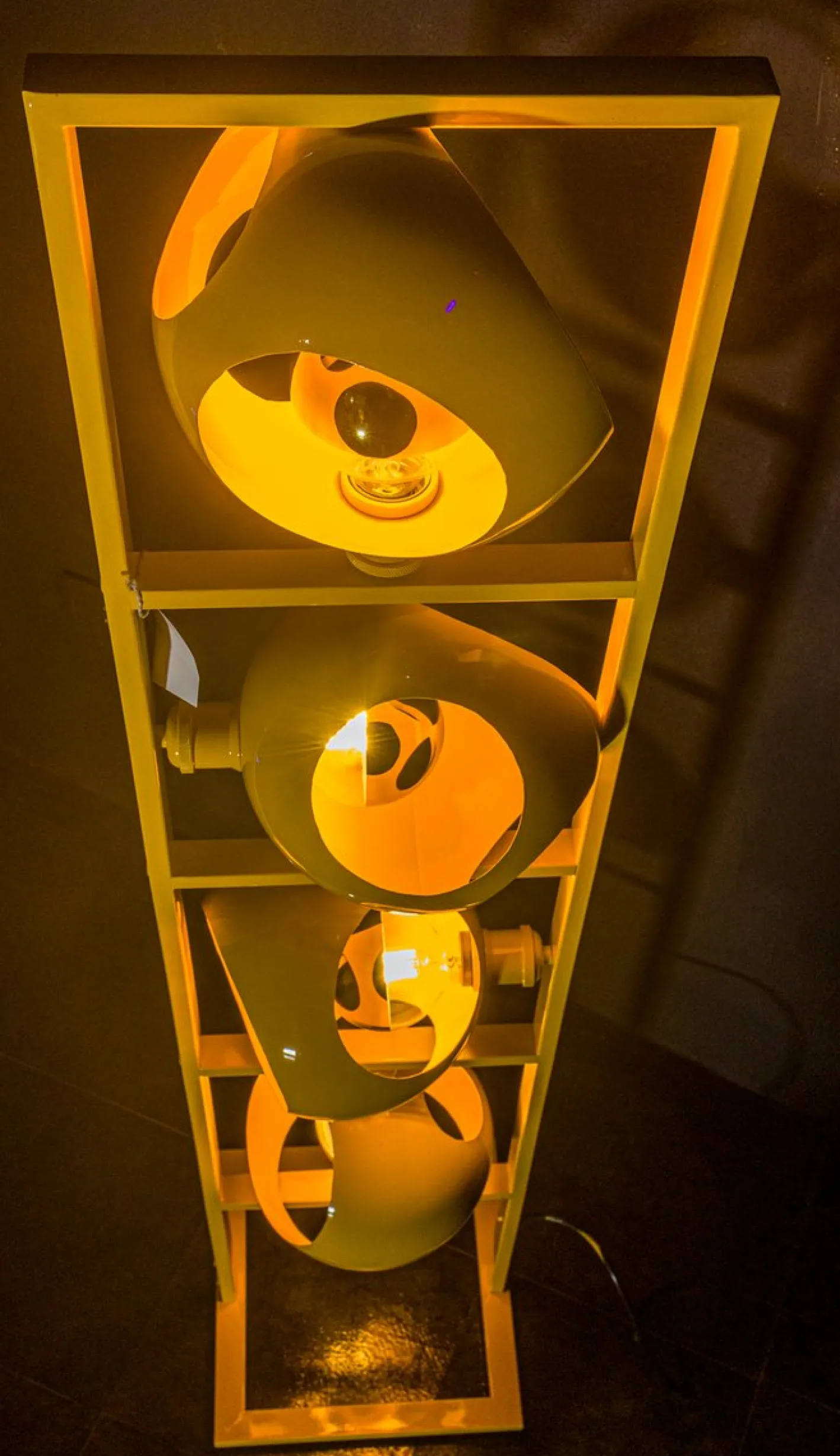 Uss Enterprise Stehlampe von Dario Nasuti