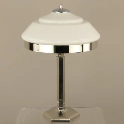 Verchromte Art Deco Tischlampe mit Schirm aus Opalglas, 1920er