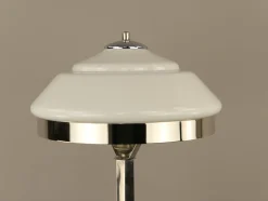 Verchromte Art Deco Tischlampe mit Schirm aus Opalglas, 1920er