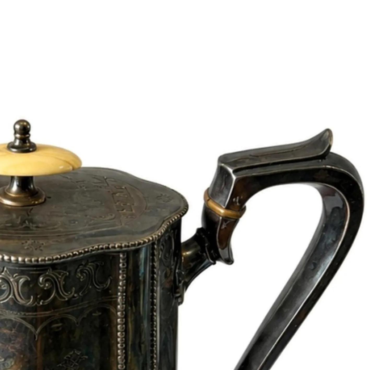 Versilberte europäische Kaffeemaschine
