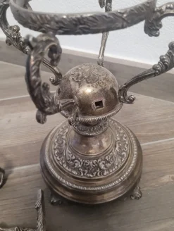 Versilberter Tafelaufsatz von Sheffield
