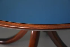 Versone Couchtisch aus Blauem Spiegelglas von Pietro Chiesa für Fontana Arte, 1940