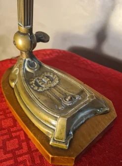 Verstellbare Art Deco Notar Schreibtischlampe aus Messing & lackiertem Holzfuß, 1920