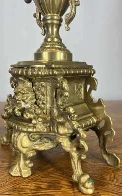 Verzierte französische Vintage Kerzenhalter aus Messing, 2