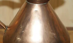 Viktorianischer punzierter 2 Gallonen Kupfer & Messing Krug