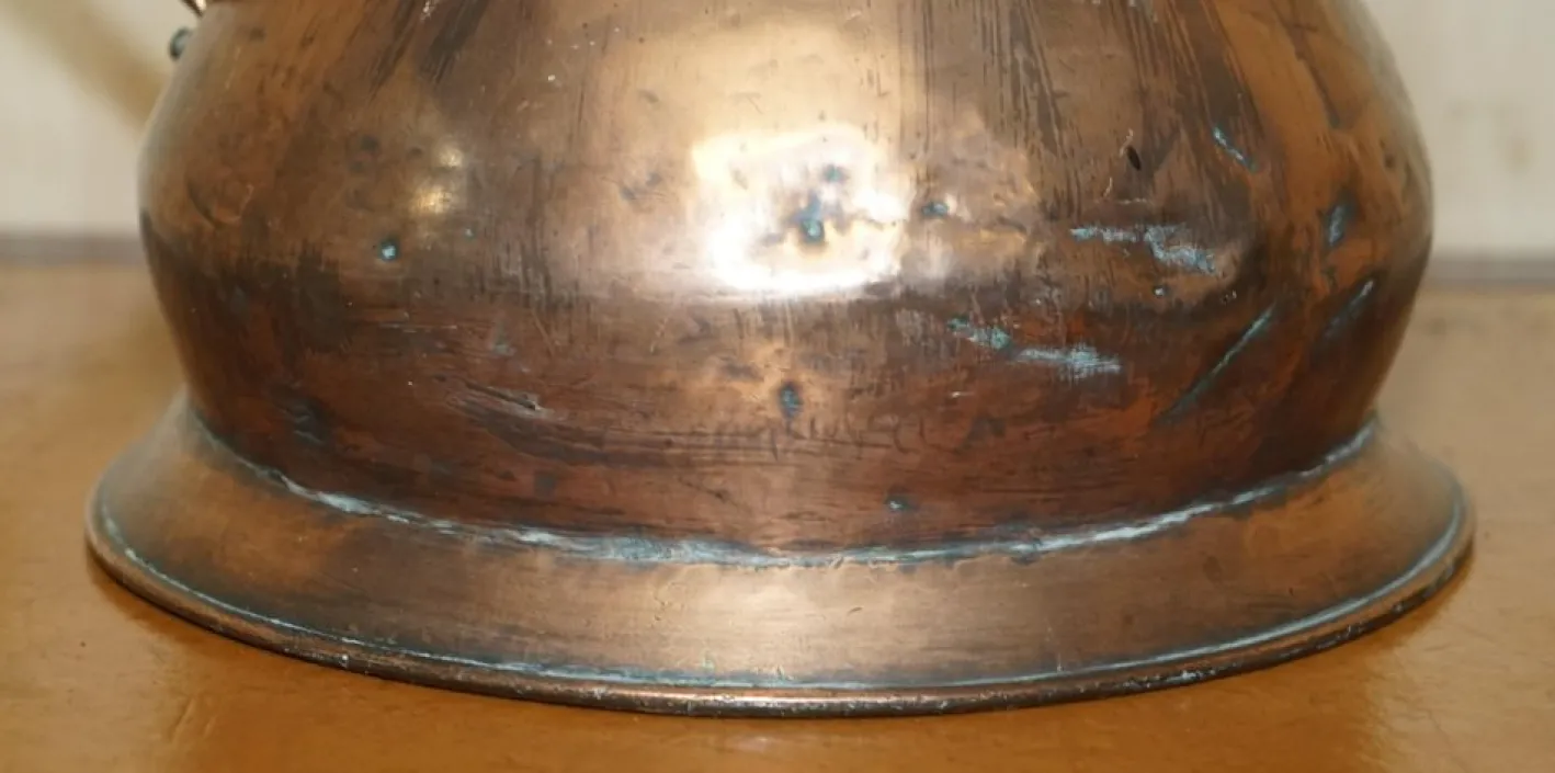 Viktorianischer punzierter 2 Gallonen Kupfer & Messing Krug