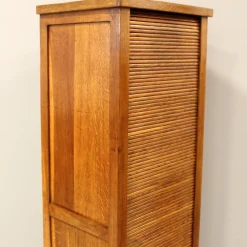 Vintage Aktenschrank aus Eiche, 1920er