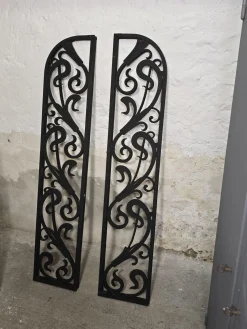 Vintage Art Deco Tortüren aus Schmiedeeisen, 1920er, 2er Set
