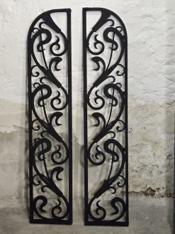 Vintage Art Deco Tortüren aus Schmiedeeisen, 1920er, 2er Set