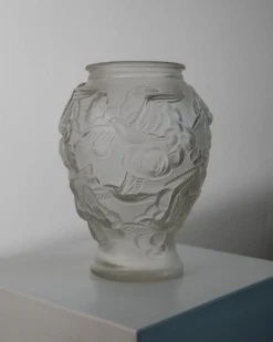 Vintage Art Deco Vase aus gepresstem Glas von Josef Inwald, Tschechoslowakei, 1930er