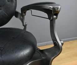 Vintage Barber Chair aus Metall