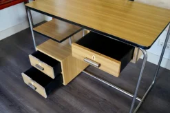 Vintage Bauhaus Furnier Schreibtisch im Stil von Breuer, Deutschland, 1955