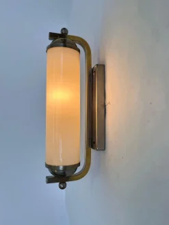 Vintage Bauhaus Wandlampe aus Chrom & Glas, 1930er