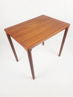 Vintage Beistelltisch aus Teak, 1950er