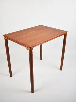 Vintage Beistelltisch aus Teak, 1950er