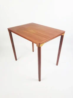 Vintage Beistelltisch aus Teak, 1950er
