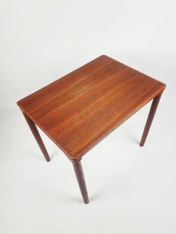 Vintage Beistelltisch aus Teak, 1950er