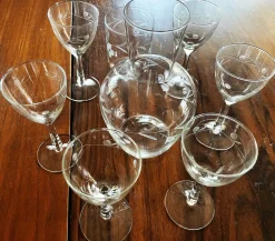 Vintage Bohemia Gravierte Glaskaraffe & Gläser, 1950er, 8 . Set