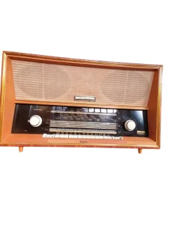 Vintage Capri Modell Röhrenradio, 1950er