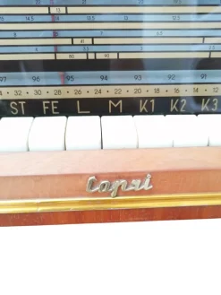 Vintage Capri Modell Röhrenradio, 1950er