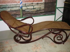 Vintage Chaiselongue aus Buche, Mahagoni & Rohrgeflecht von Thonet