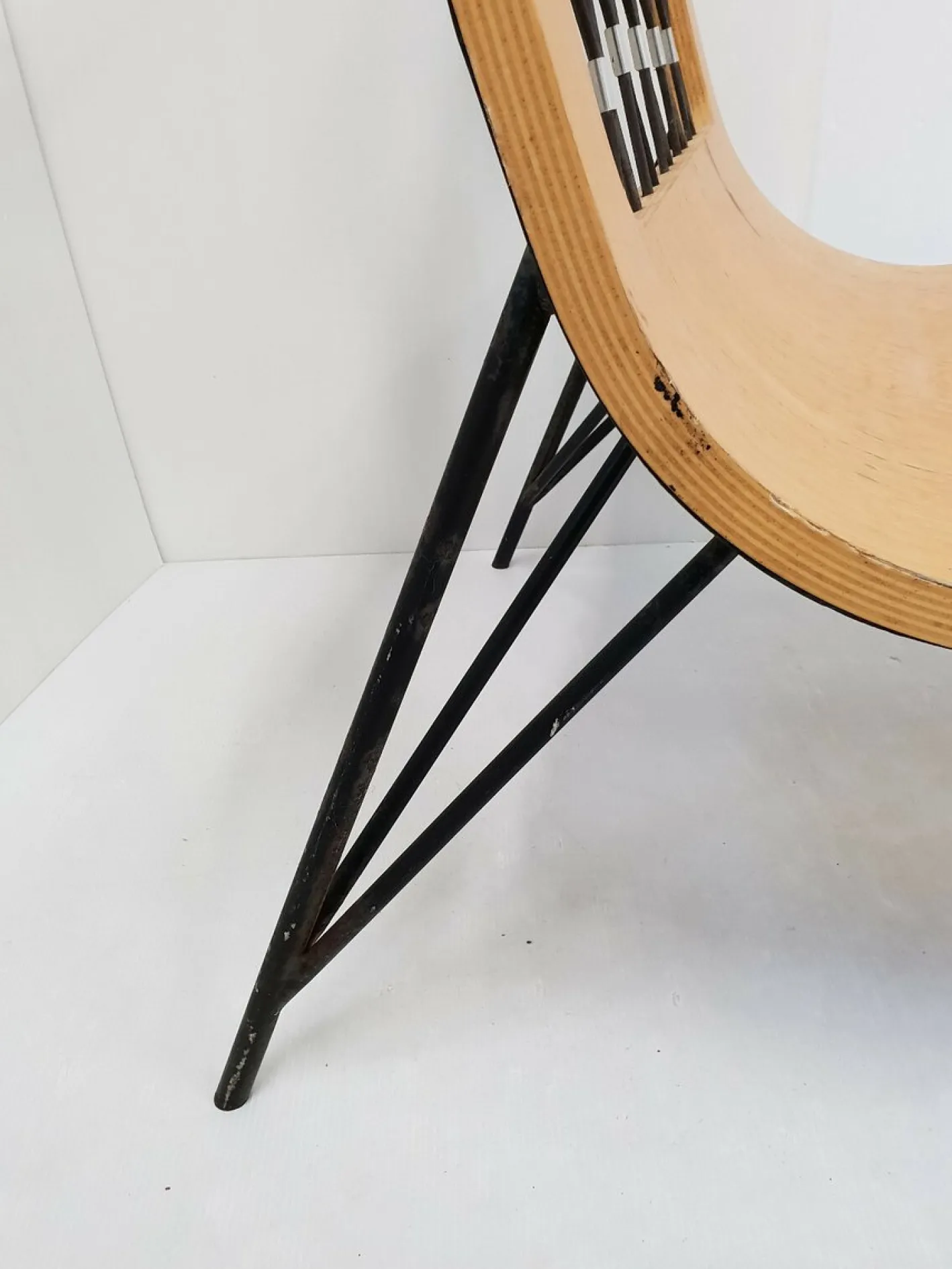 Vintage Chaiselongue von Jean Prouvé & Jules Leleu, 1950er