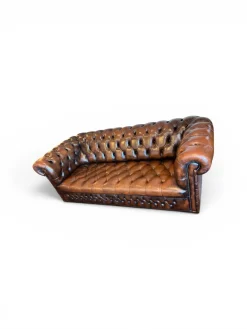 Vintage Chesterfield Drei-Sitzer Sofa aus Braunem Leder, England, 1980er