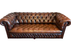 Vintage Chesterfield Drei-Sitzer Sofa aus Braunem Leder, England, 1980er