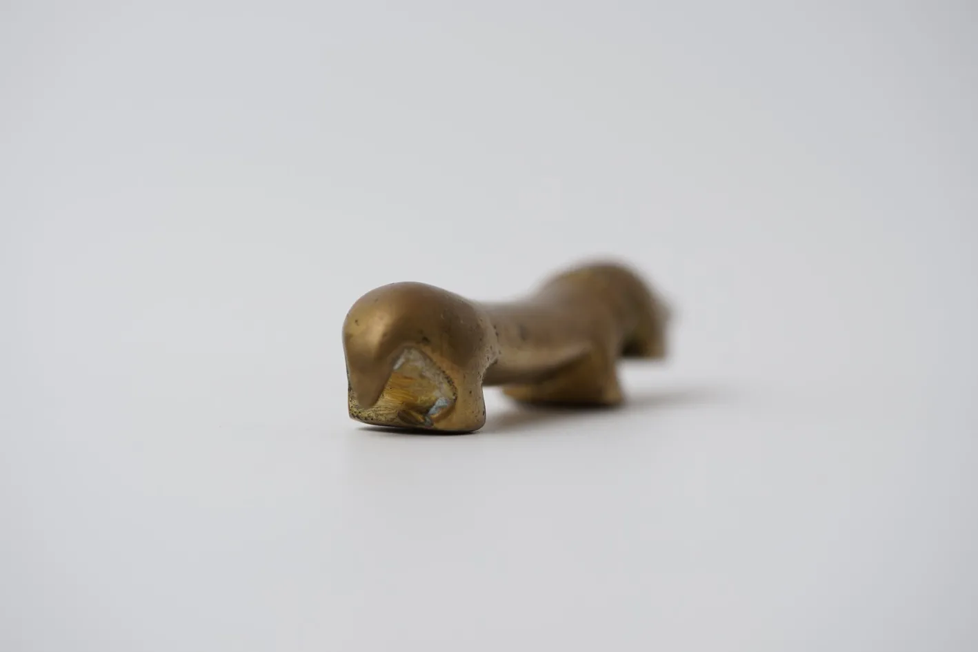 Vintage Dachshund Flaschenöffner aus Messing von Walter Bosse für Herta Baller, 1950er