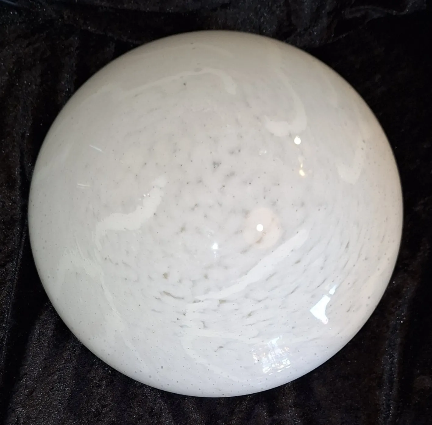 Vintage Deckenlampe mit weiß marmoriertem Glasschirm, 1980er