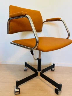 Vintage Dijon Modell K-380 Bürostuhl von Kovona, Tschechoslowakei, 1970er