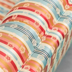 Vintage Drei-Sitzer Sofa aus Bunt Gestreiftem Stoff, 1950er