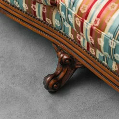 Vintage Drei-Sitzer Sofa aus Bunt Gestreiftem Stoff, 1950er