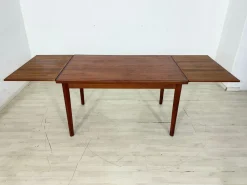 Vintage Esstisch aus Teak, 1960er