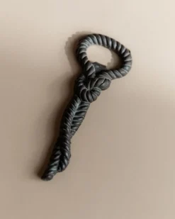 Vintage Flaschenöffner aus Messing mit Seil & Knoten, 1960er