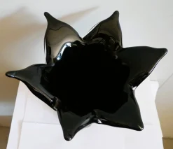 Vintage Handkerchief Vase aus schwarzem Muranoglas, 1970er